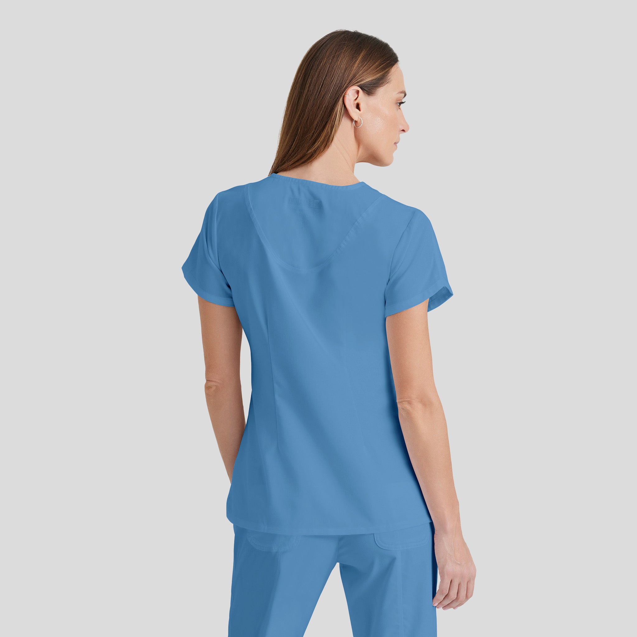 Cora 4-Pocket Scrub Top | Ciel