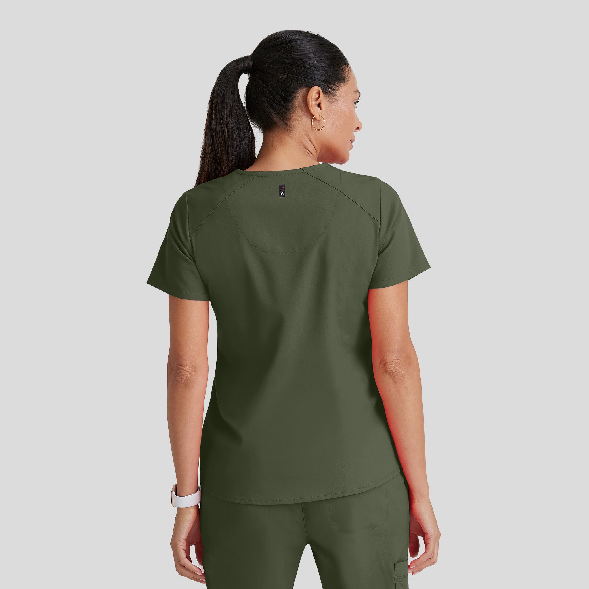 Emma 4-Pocket V-Neck Scrub Top | Olive