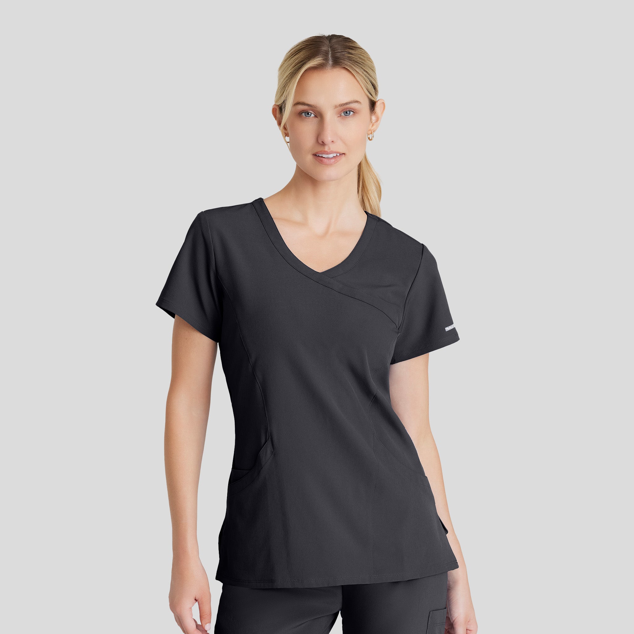 Reliance 3-Pocket Crossover V-Neck Scrub Top | Pewter