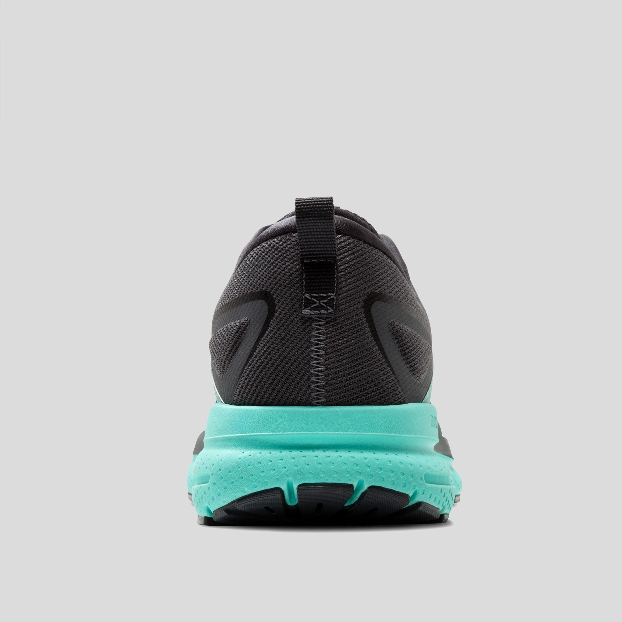 Trace 3 | Ebony/Cockatoo