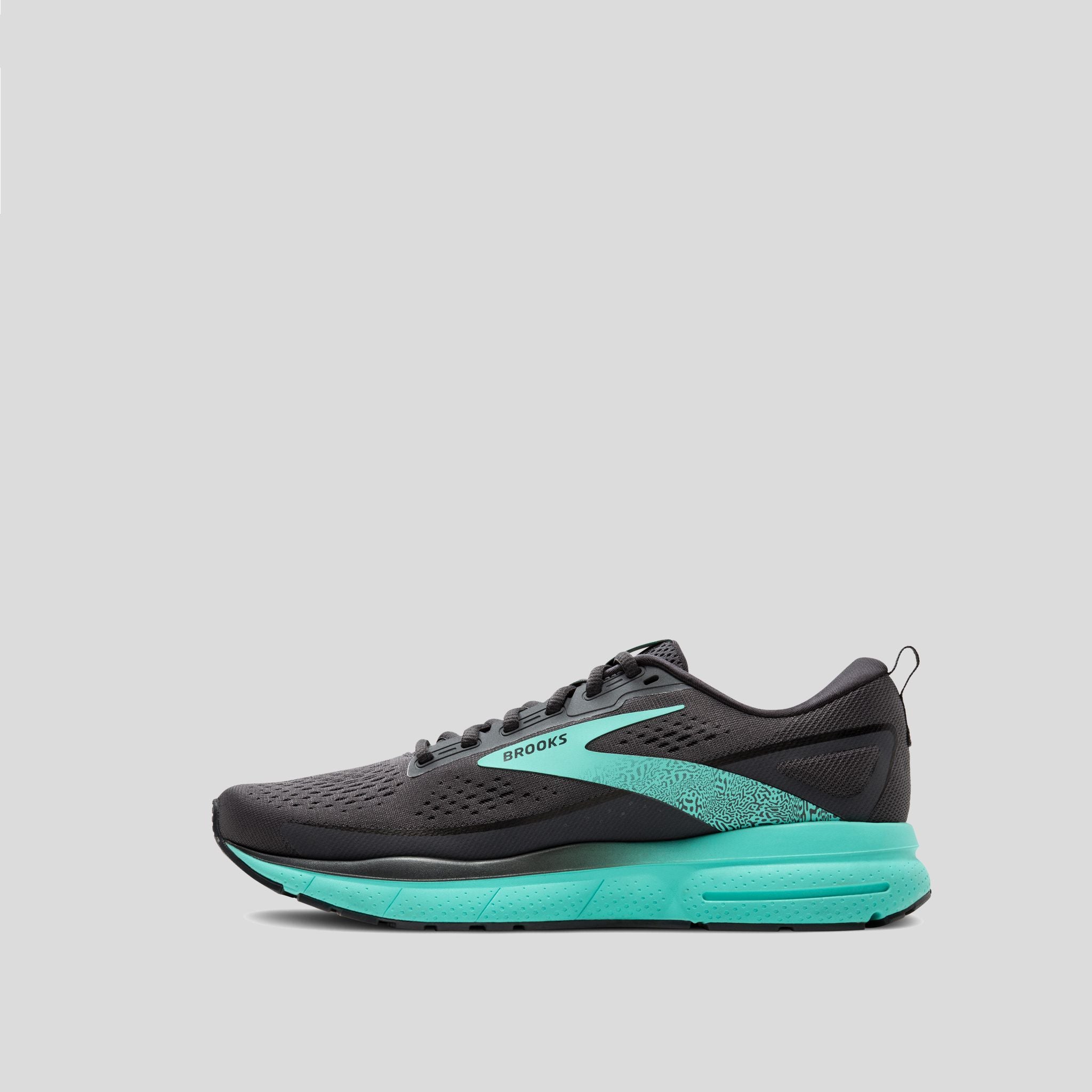 Trace 3 | Ebony/Cockatoo