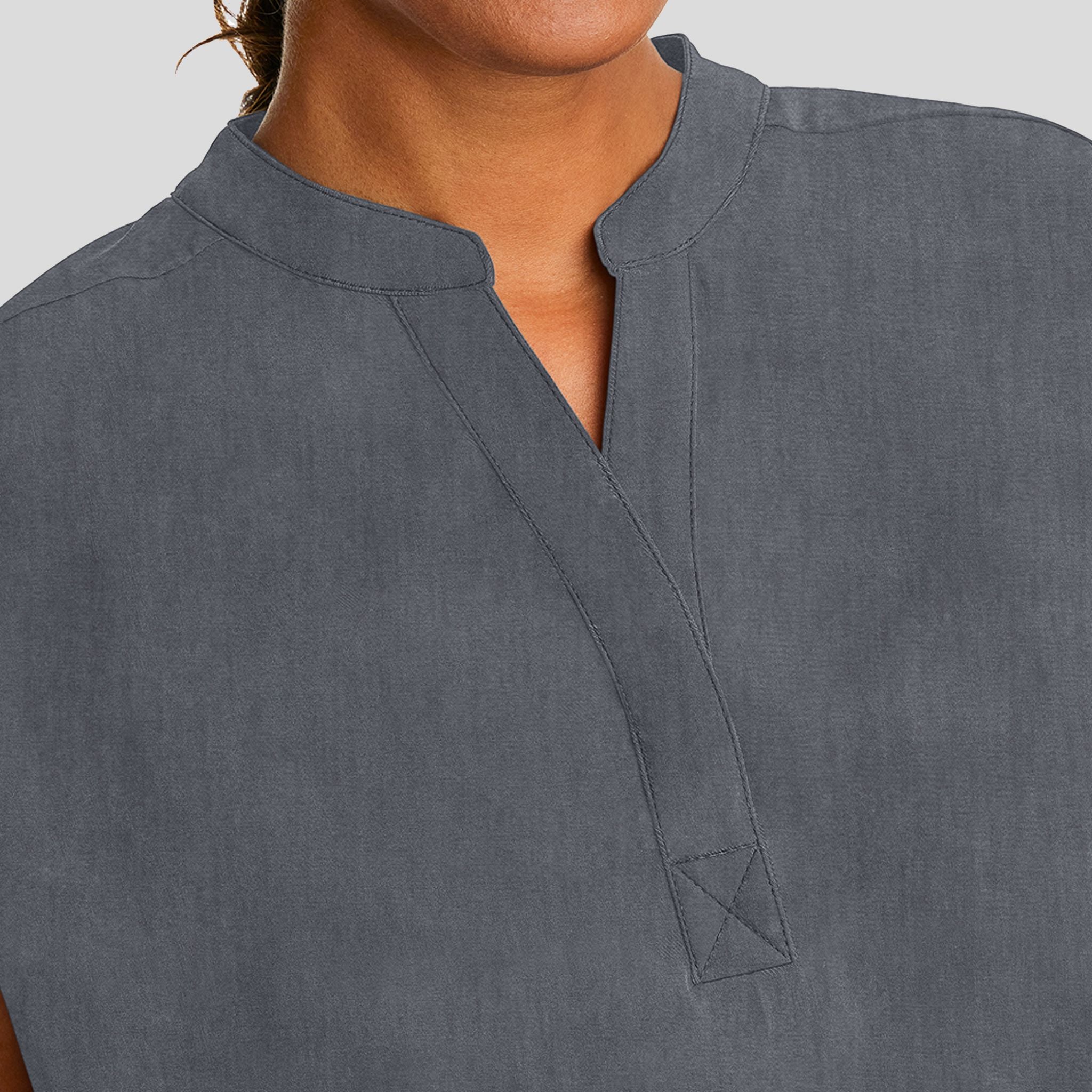 HEH_HEALINGHANDS_PURPLELABEL_JOURNEYTOP_2152_HEATHERGREY_DETAIL