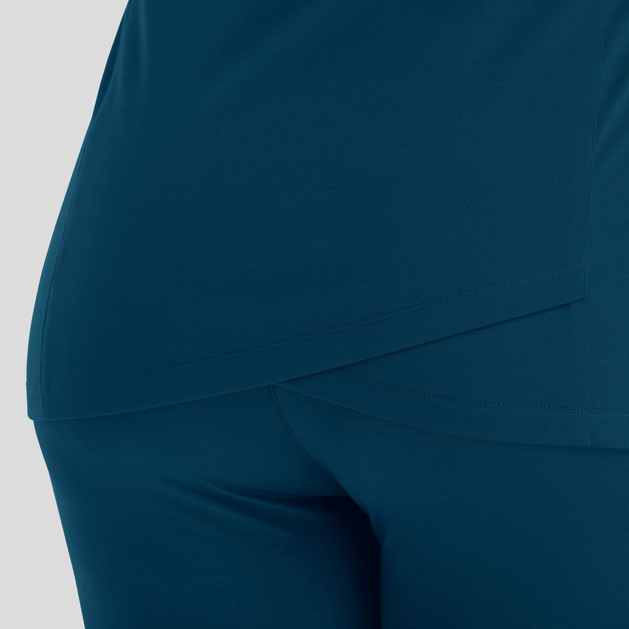 Maevn_Focus_20302_caribbean_back_detail