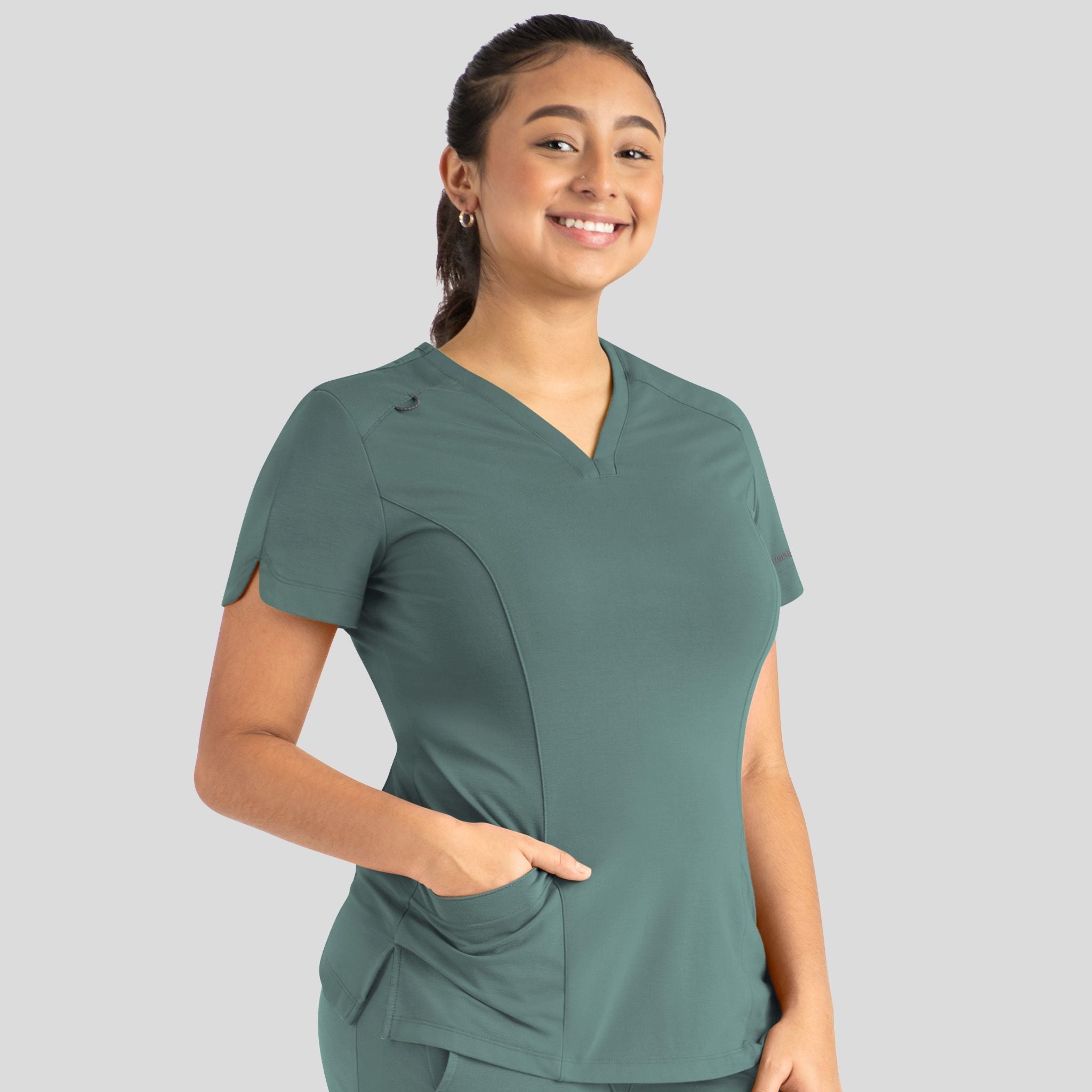 Maevn_Focus_20302_sage_right