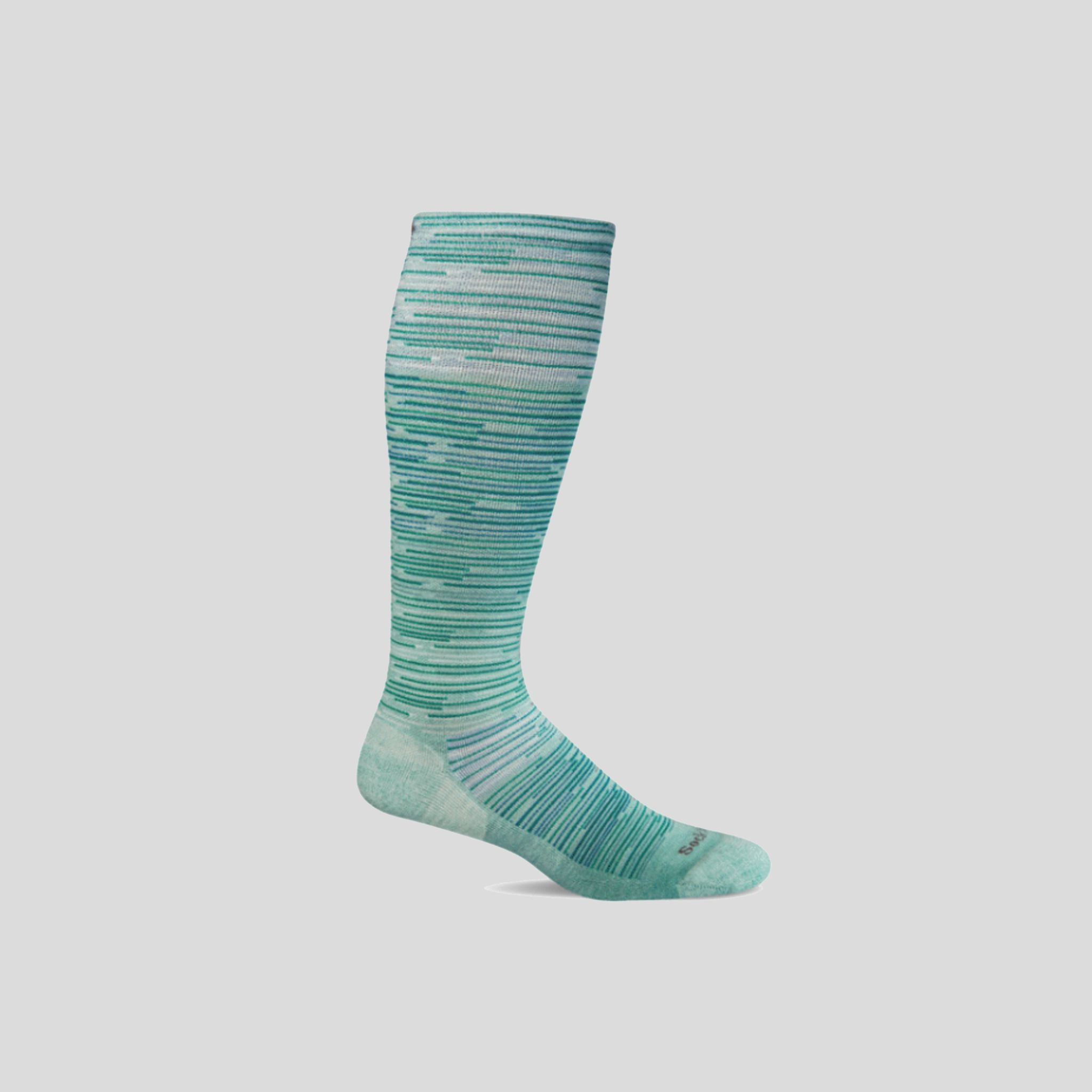 Good Vibes Moderate Graduated Compression Socks | Air