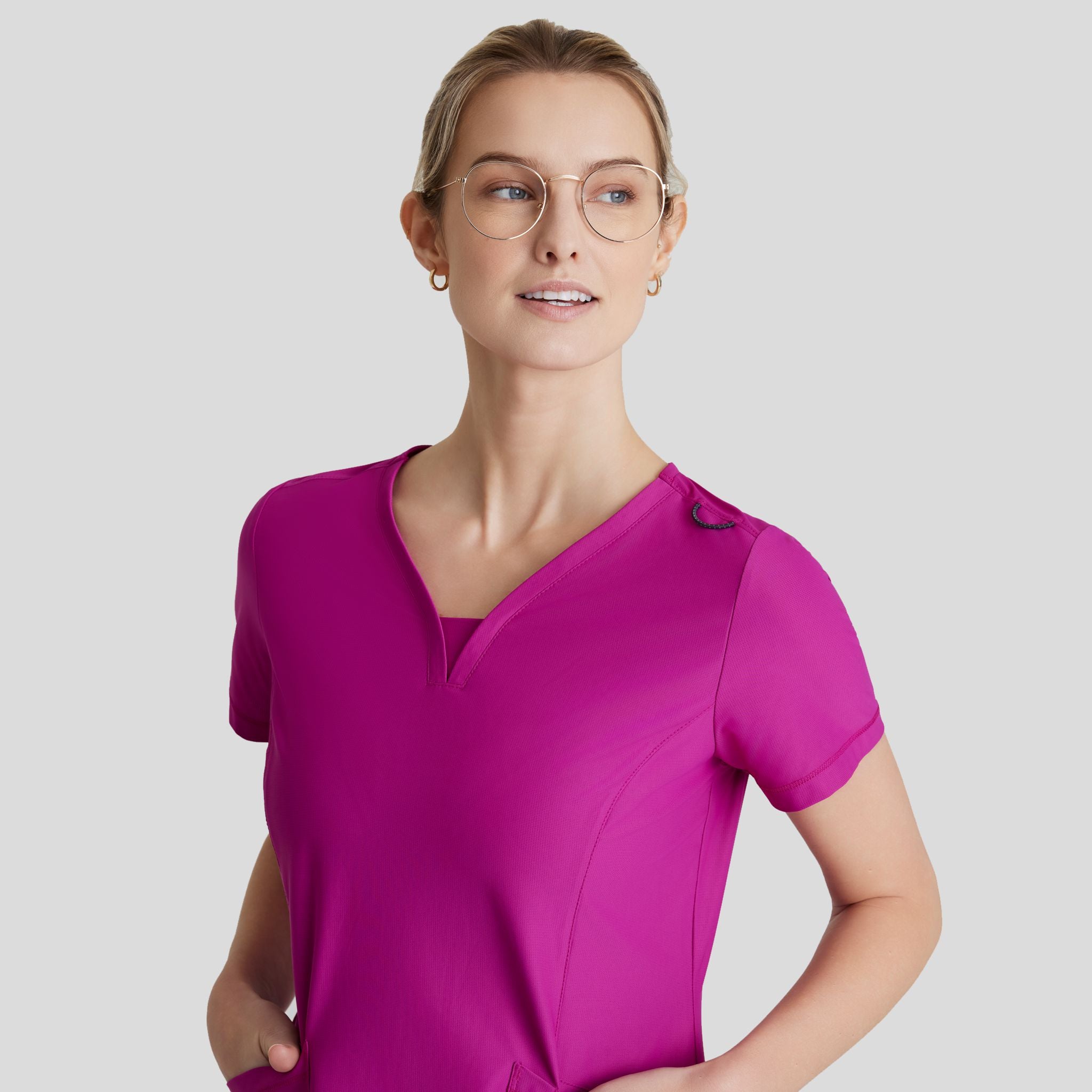Serene 3-Pocket V-Neck Top | Deep Magenta