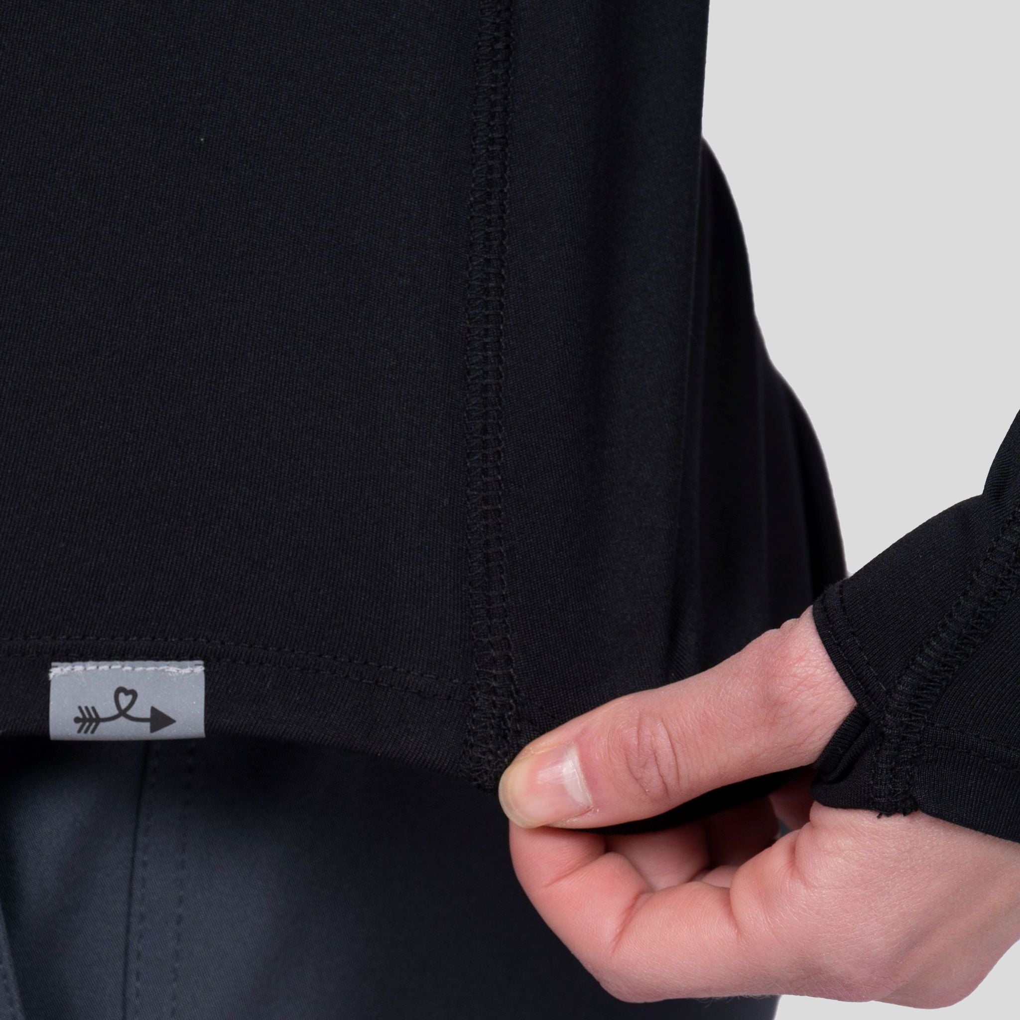 Zavate_AvaTherese_1122_black_detail