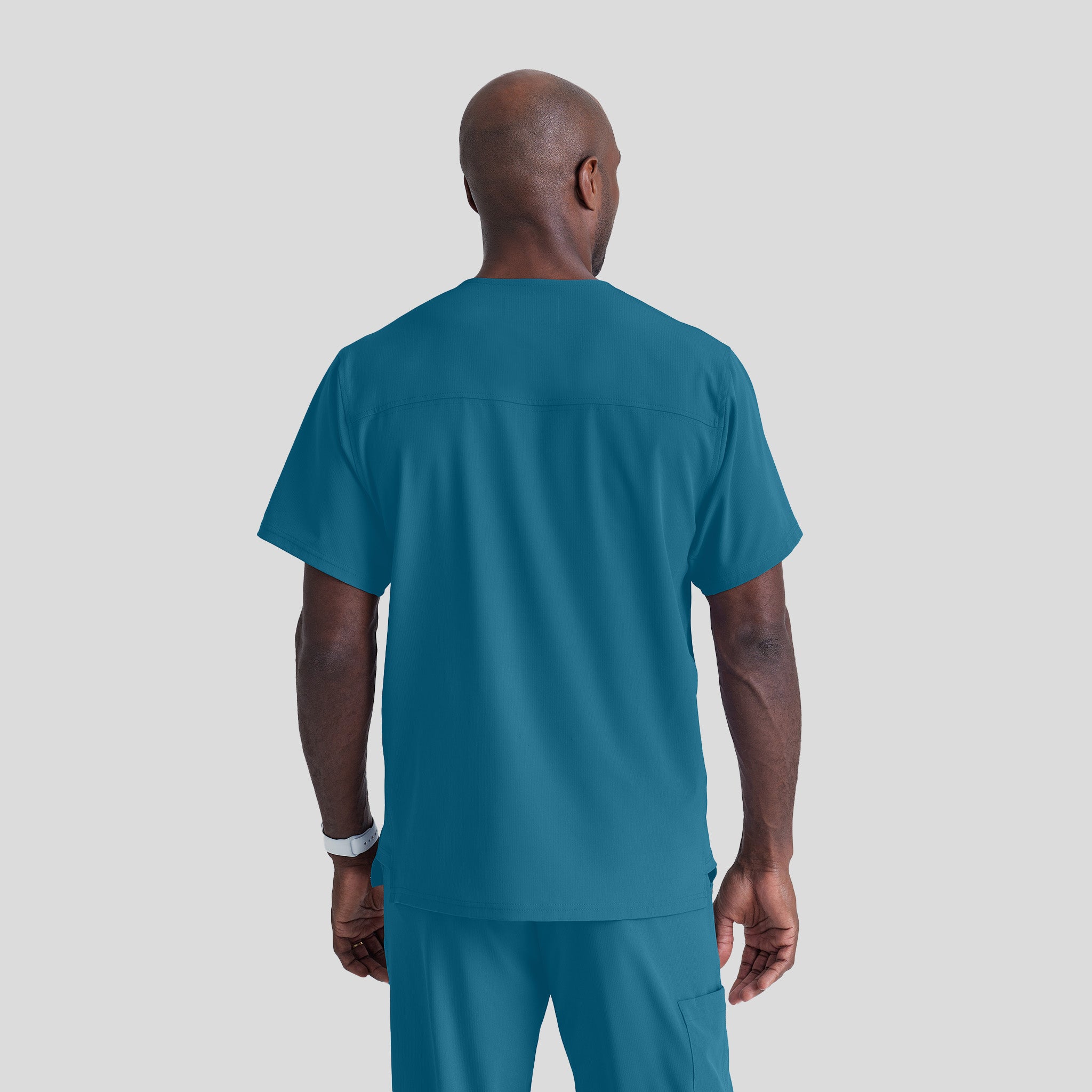 Men's Structure 1-Pocket V-Neck Scrub Top | Bahama