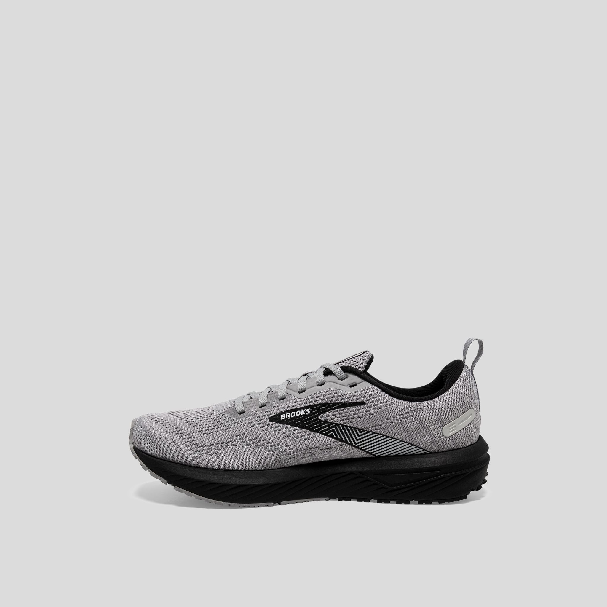 BROOKS_MREVEL_6_89-4