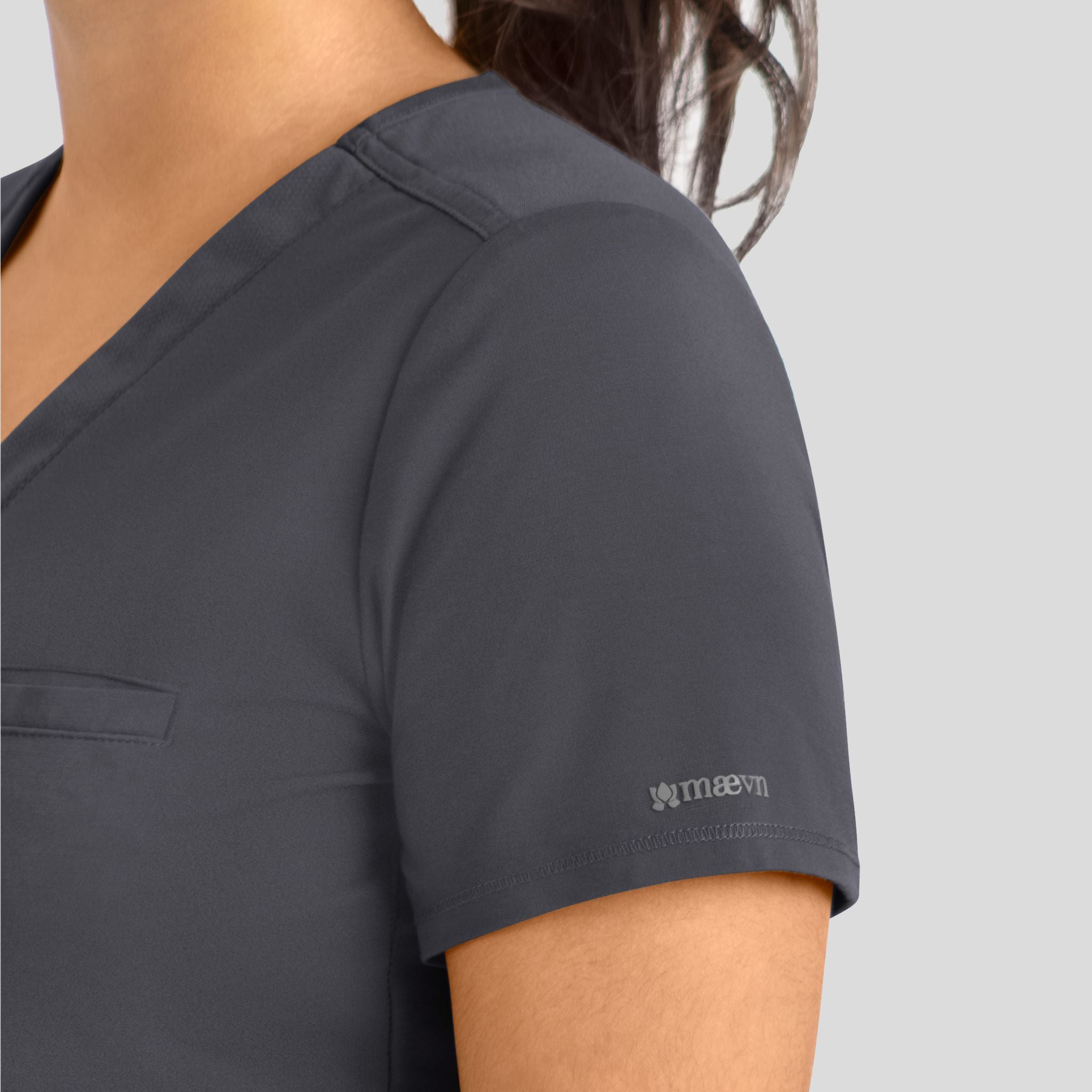 Maevn_Focus_20301_pewter_sleeve