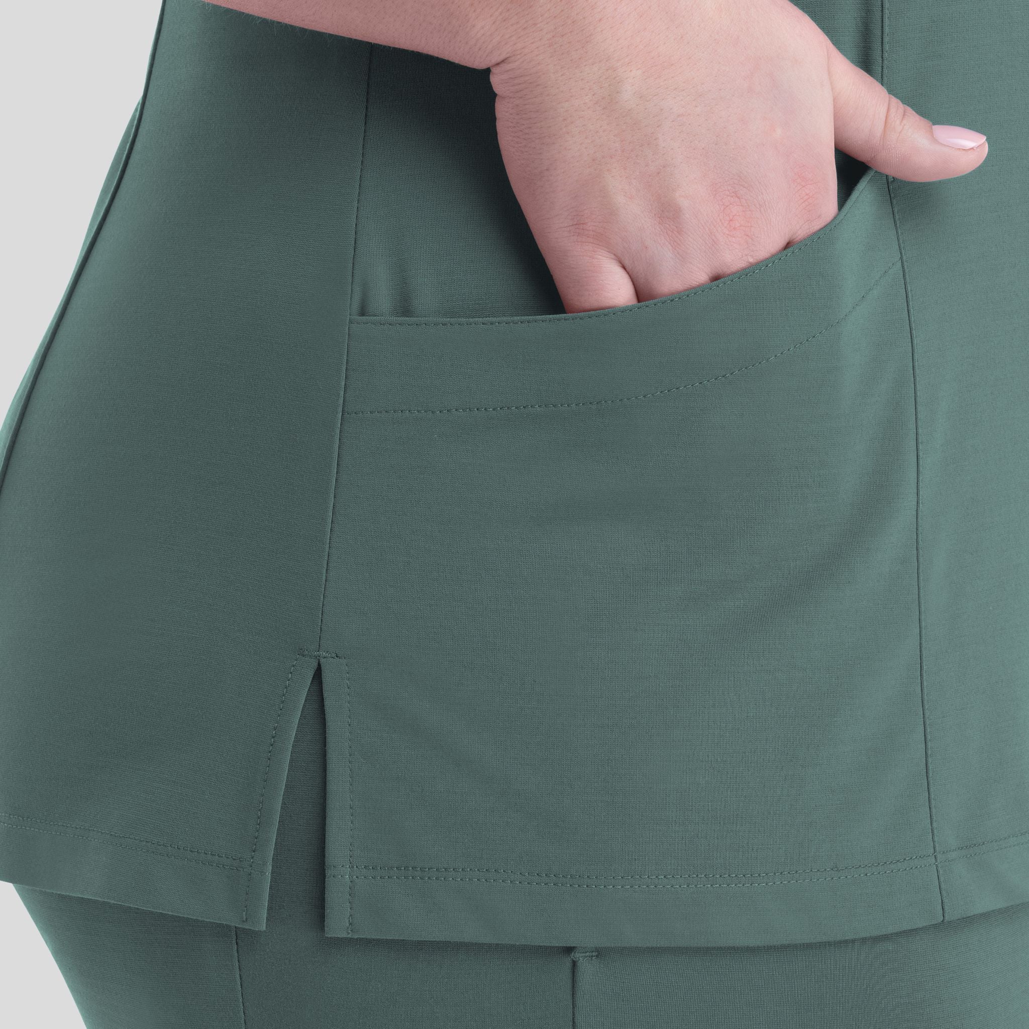 Maevn_Focus_20302_sage_pocket