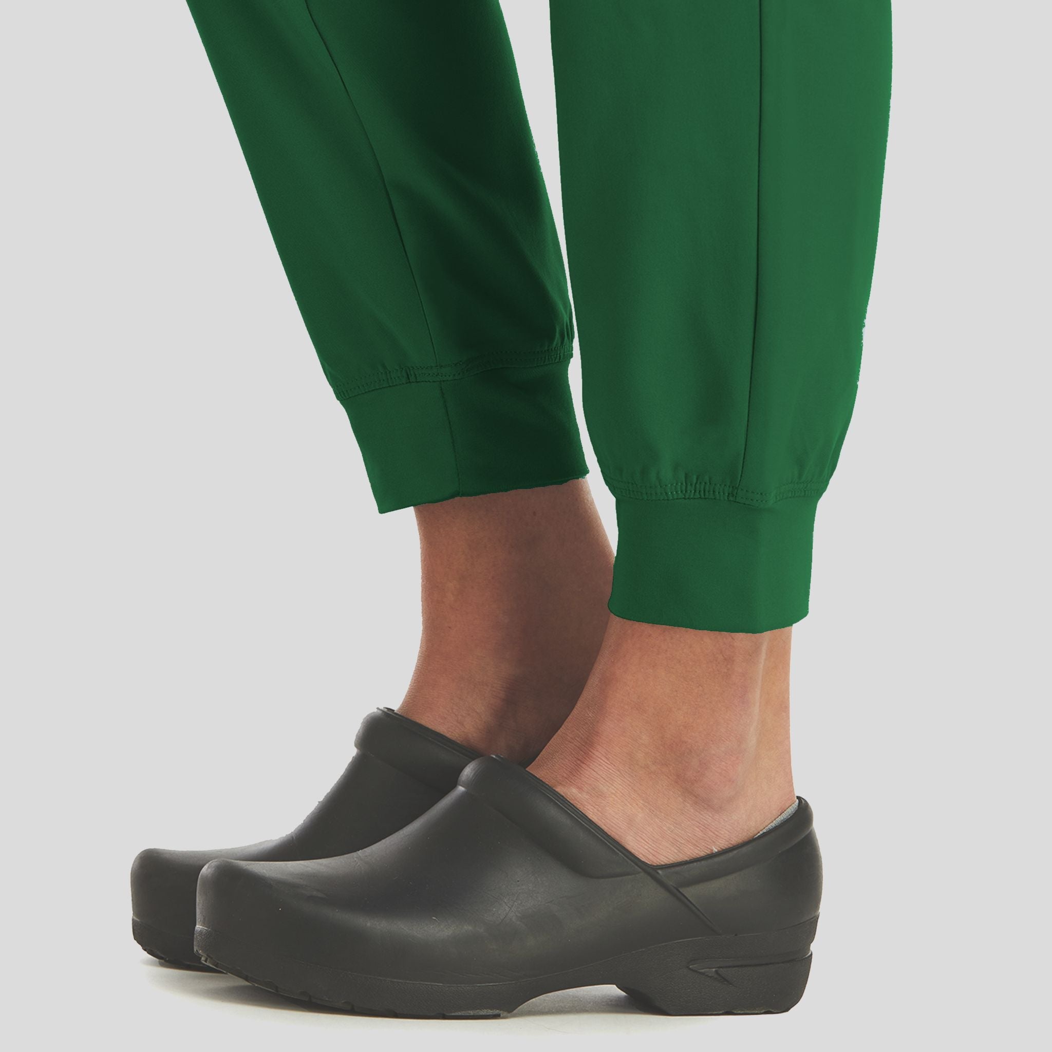 Maevn_Momentum_5092_hunter_detail2